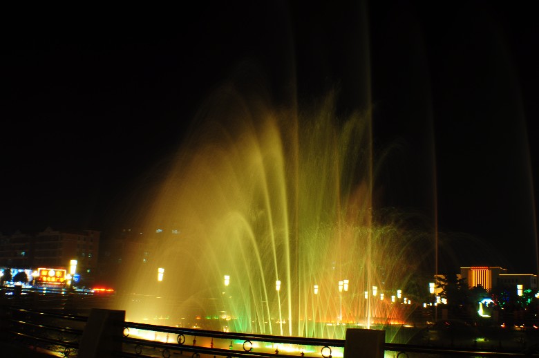 DSC_0018_.jpg