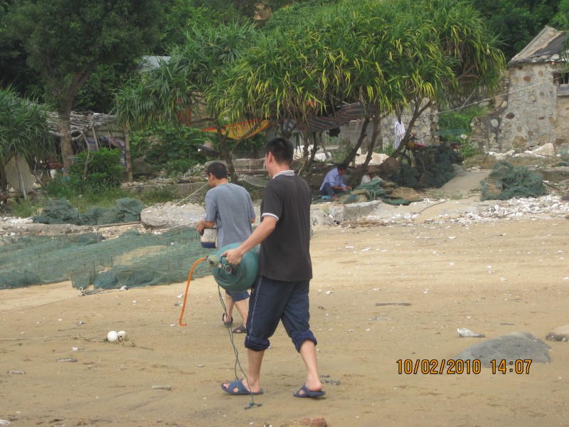 2010年10月2日海龙湾野外活动 053_conew1.jpg