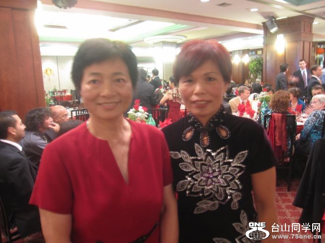 10-23-2010&nbsp;&nbsp;&nbsp;&nbsp;Wedding party 032.jpg