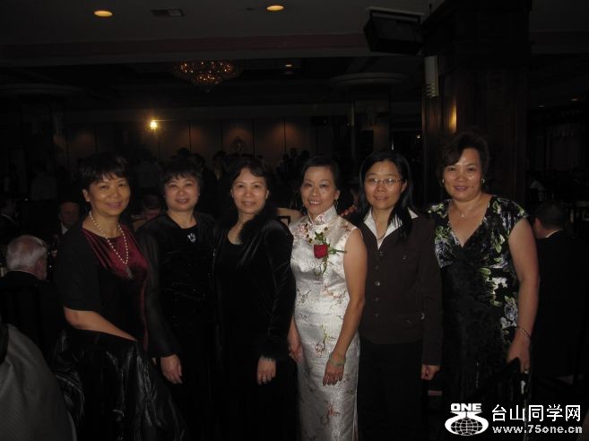 10-23-2010&nbsp;&nbsp;&nbsp;&nbsp;Wedding party 194.jpg