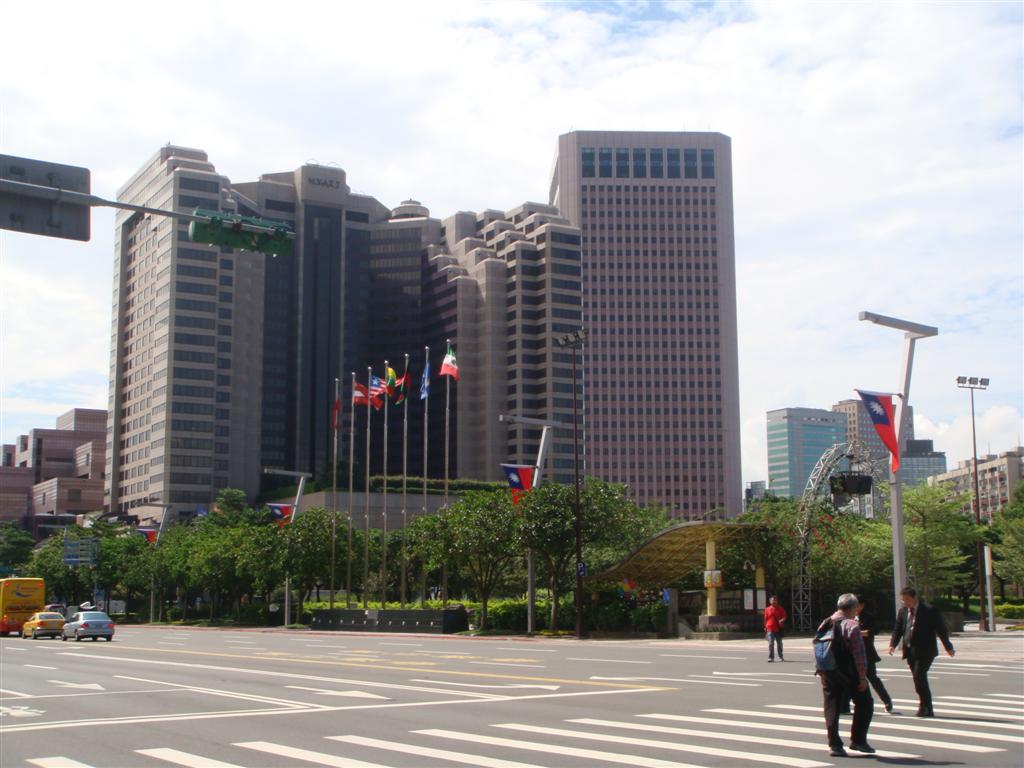 DSC04490 (Large).JPG