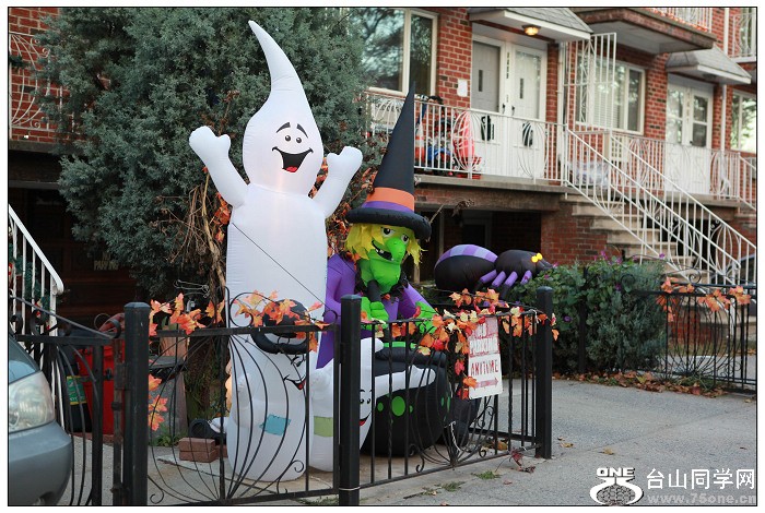 Halloween}