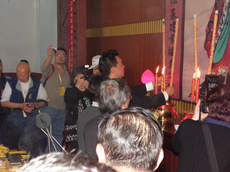 PB061009.jpg