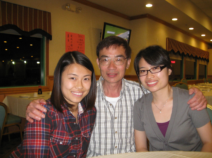 MinYingZhuAndDaughters2.jpg