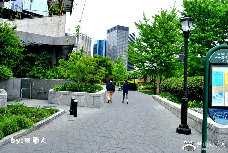 Picture 1636_.jpg