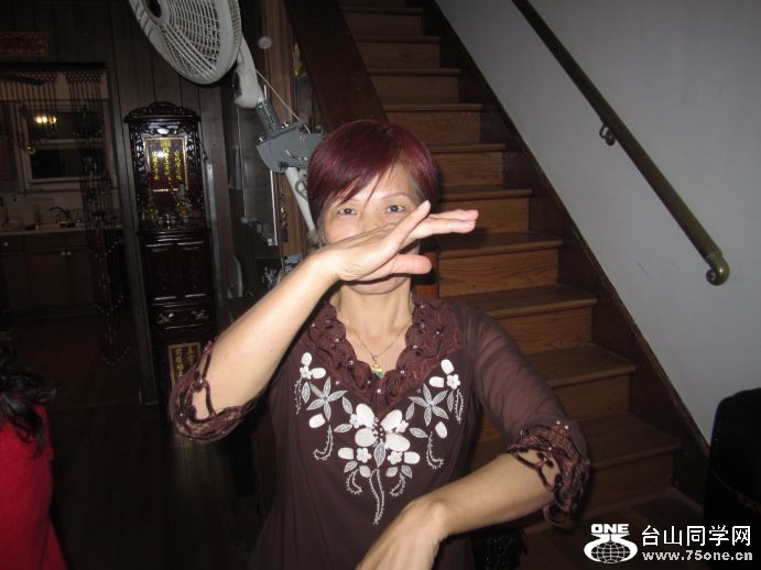 4-30-2011PARTY 020.jpg