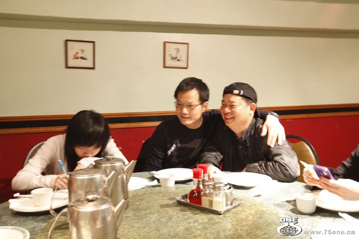 zhenzhong1.jpg