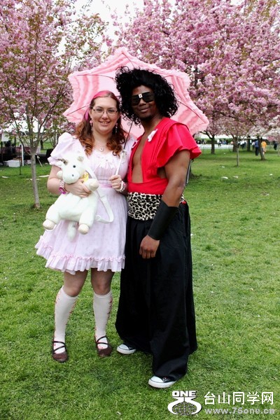 cherry-blossom-sakura-brooklyn-botanic-garden-cosplay-16_conew1.jpg