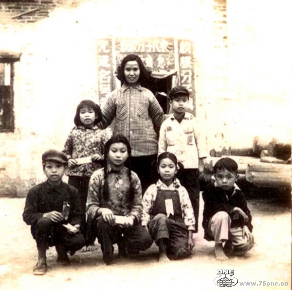 taichengzhenerxiao1958.jpg