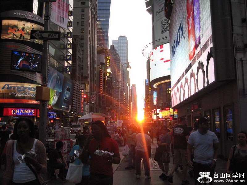 Ƭ 043.jpg
