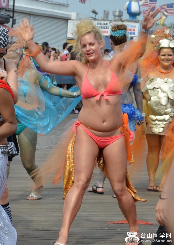 DSC_0962 (567x800).jpg