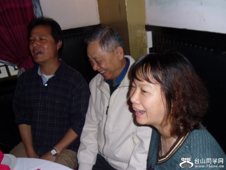 SAM_5343_2011txh4.jpg