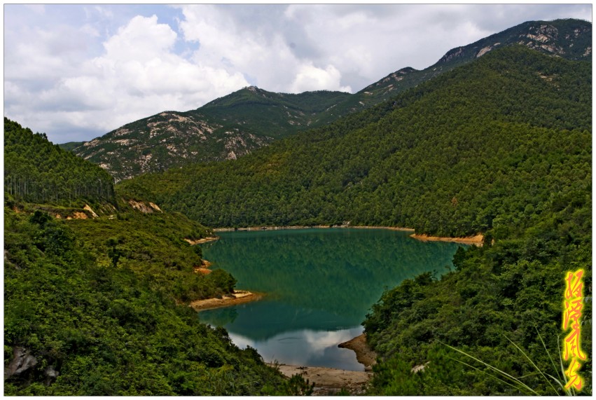 Ƭ 093_conew1.jpg