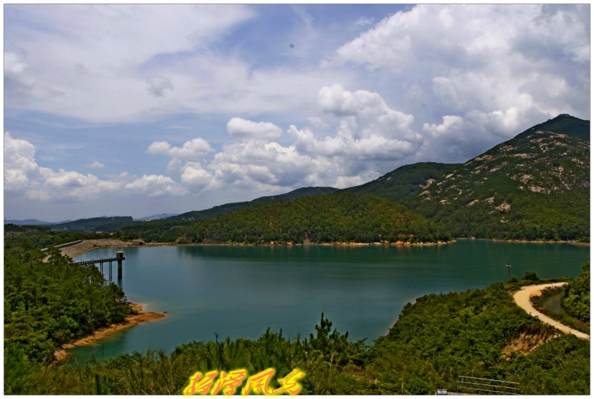 Ƭ 061_conew1.jpg