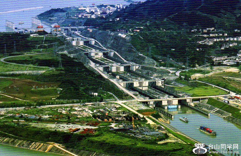 img052_.jpg