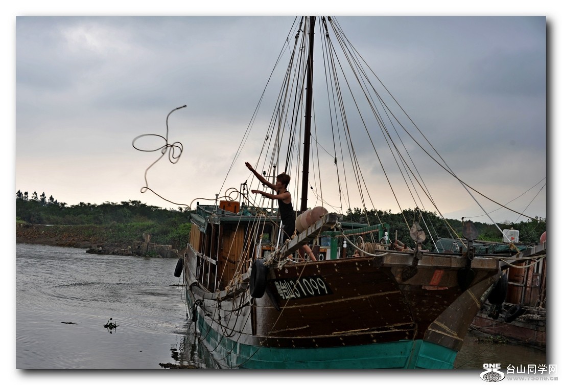 Ƭ 0811.jpg