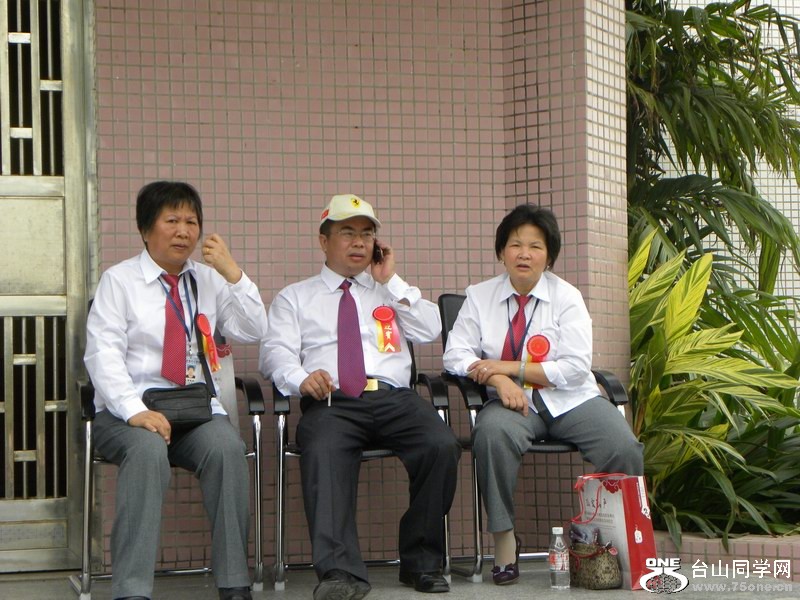 Ƭ 061.jpg