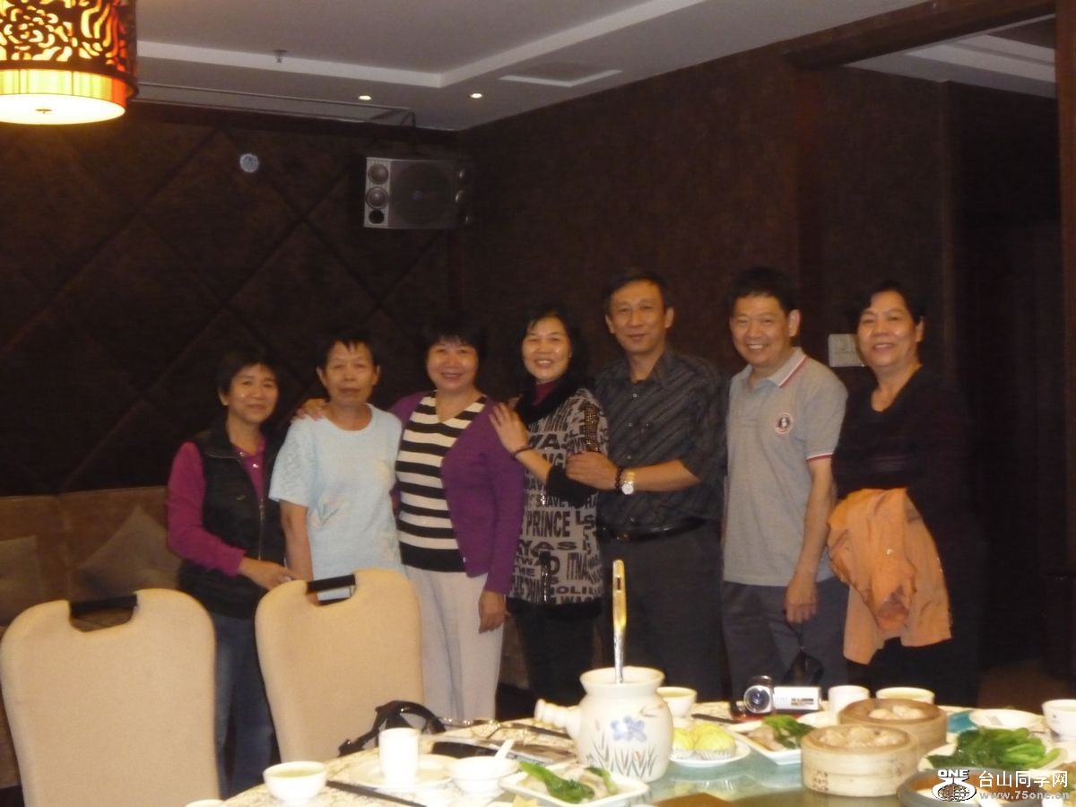 P1060728A.jpg