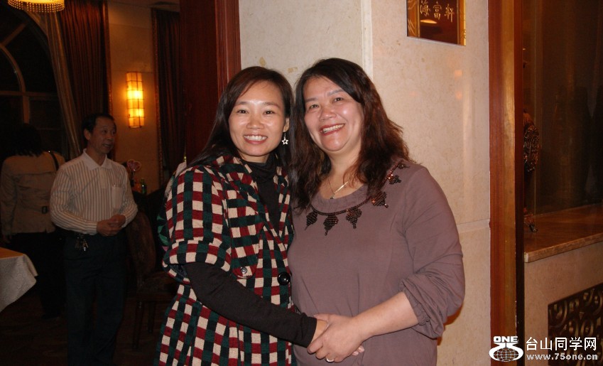 20111225美姑儿子结婚宴请 022_conew1.jpg