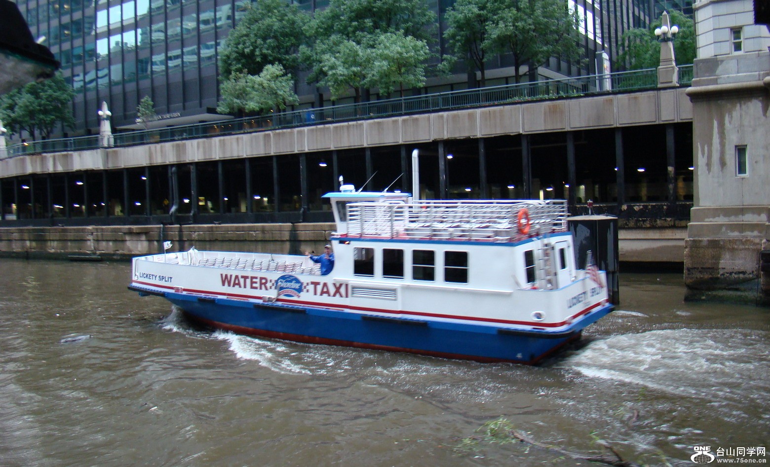 DSC00865A.jpg