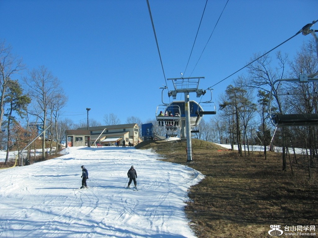 ski3.JPG
