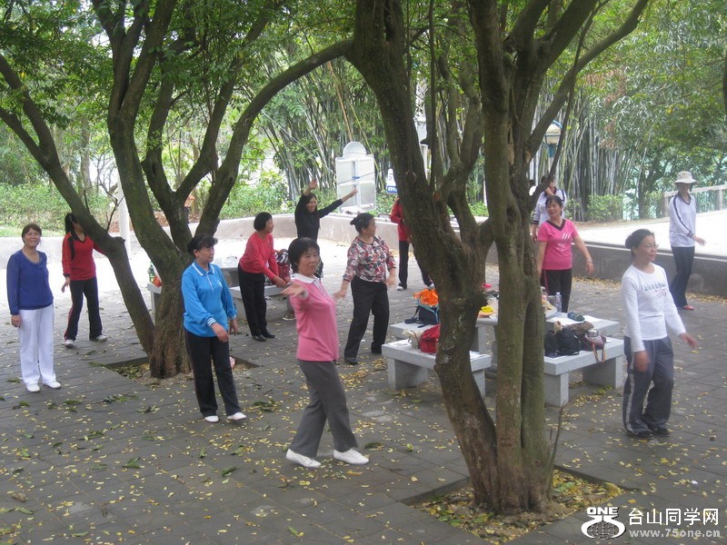 ˸Ů 202.jpg