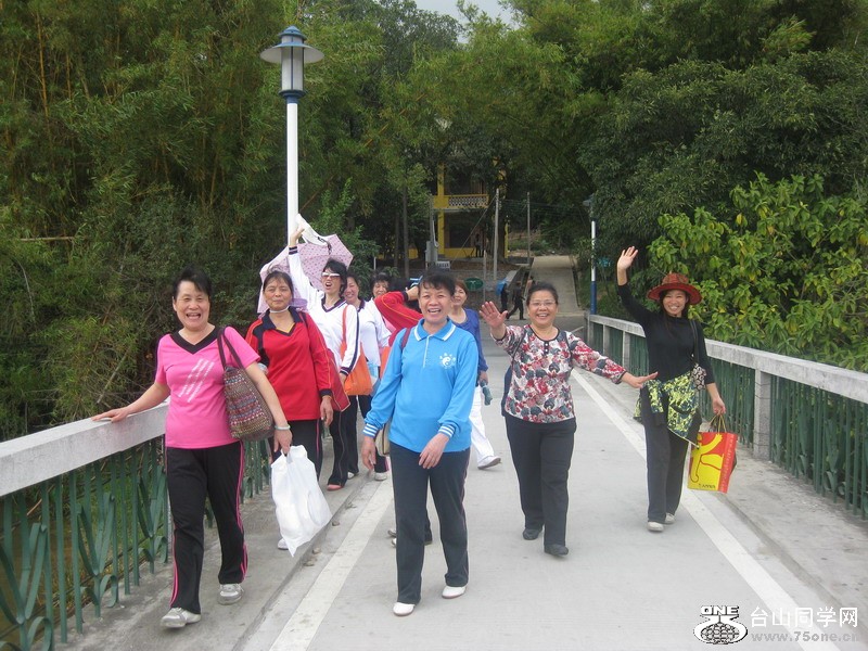 ˸Ů 203.jpg