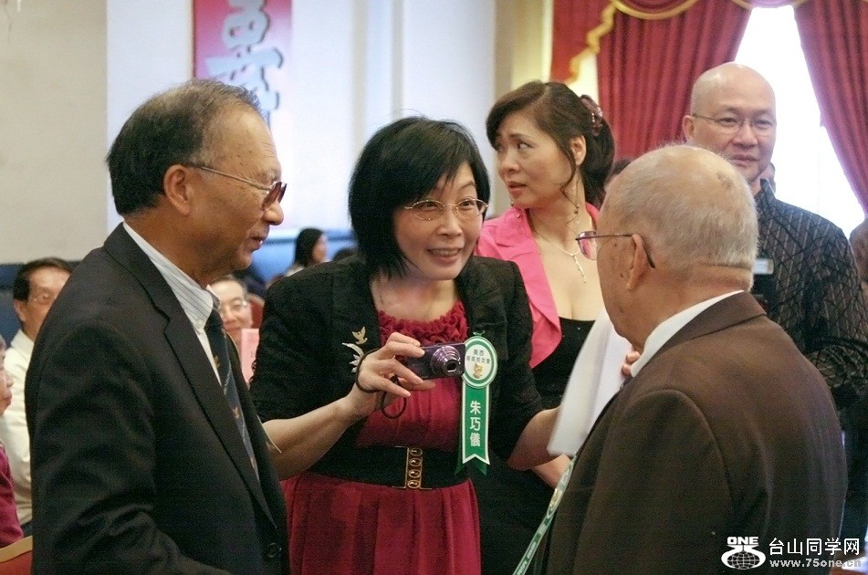 5dc8799-1a.jpg