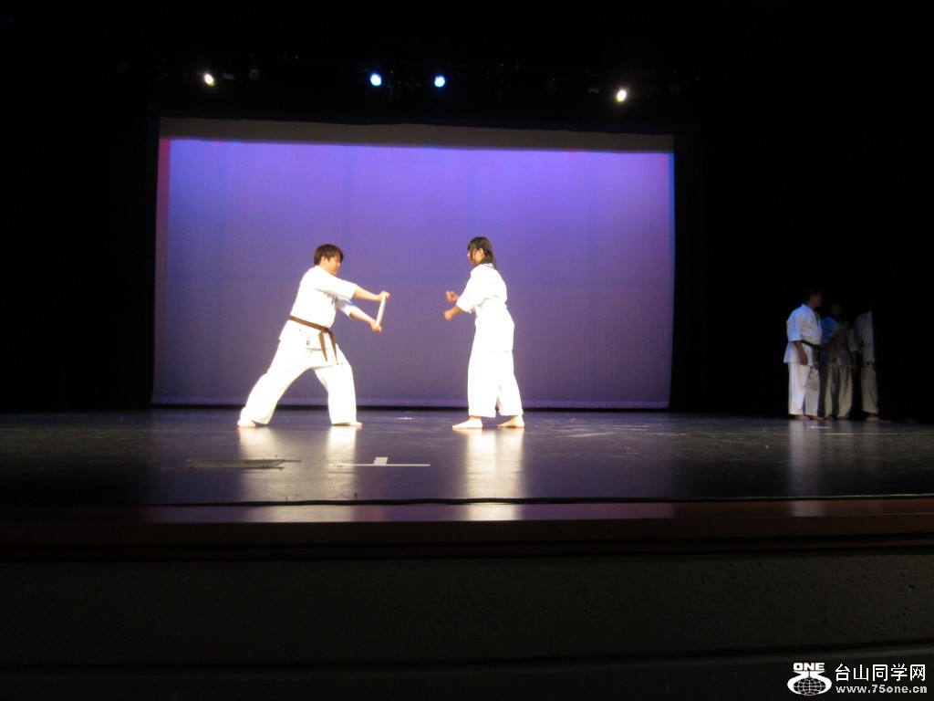 IMG_2875_conew1.jpg