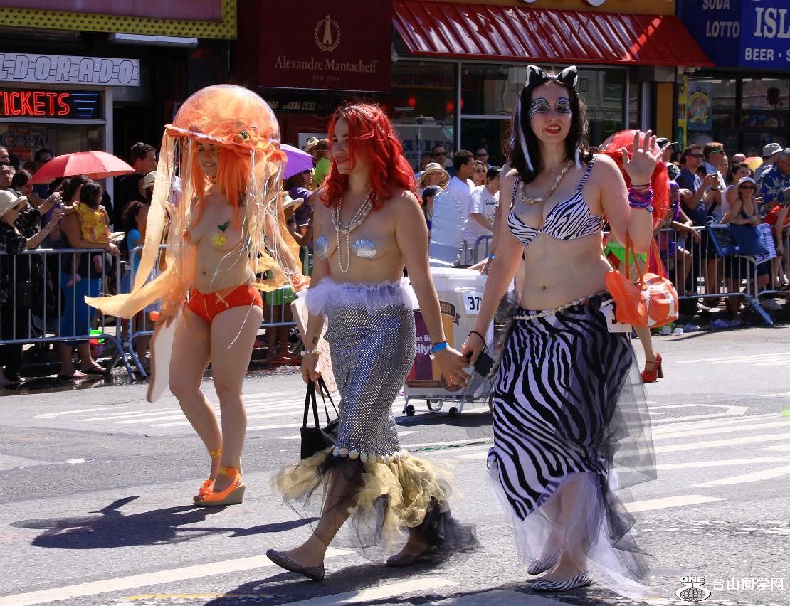 }u -~s~2012-1 371-a.jpg