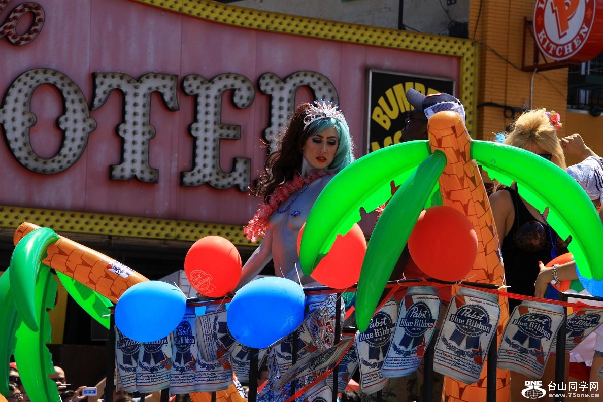 }u -~s~2012-1 208-a.jpg