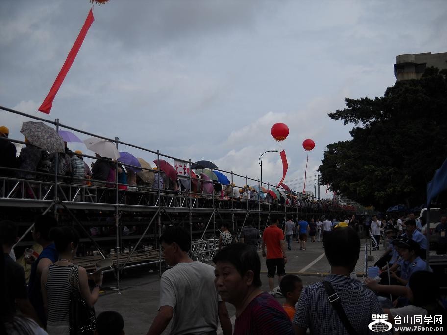Ƭ 050.jpg