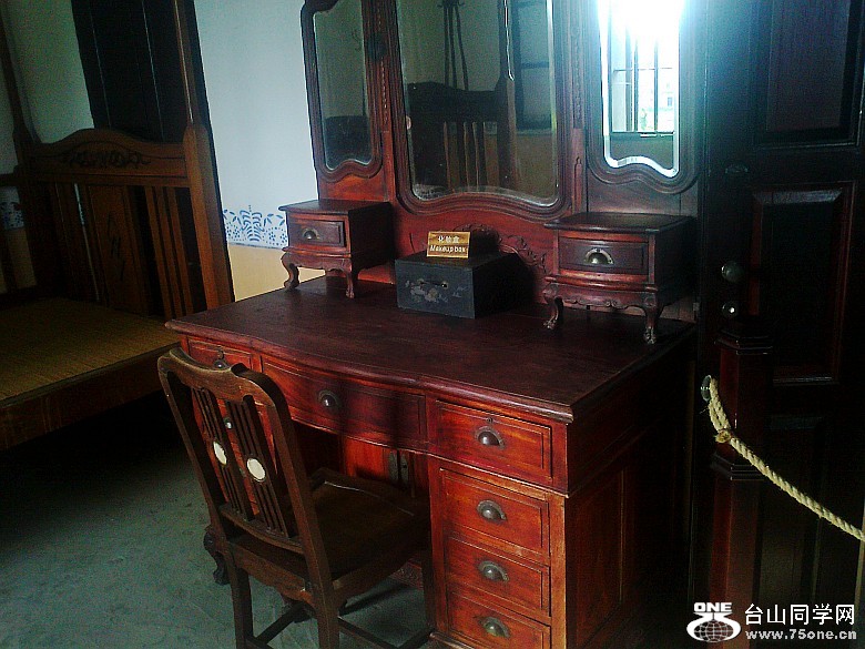 Ƭ0341_conew1.jpg