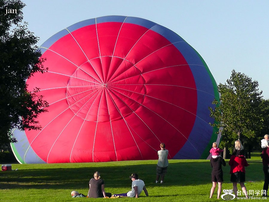 H2370067=.jpg