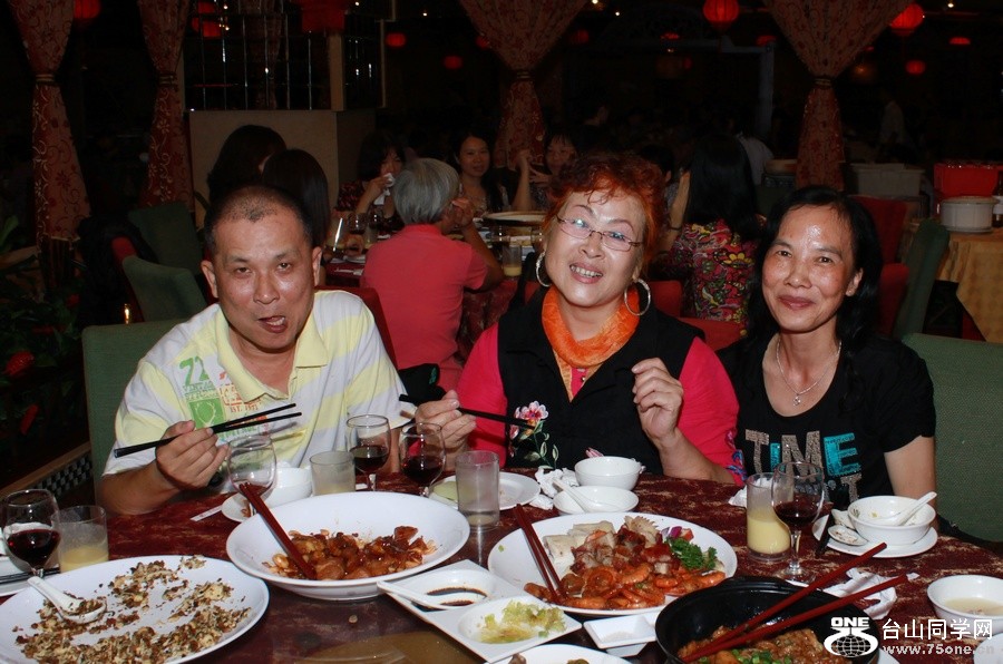 Ƭ 058.jpg