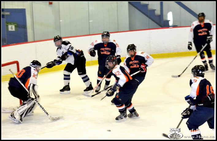 Hockey 379.jpg