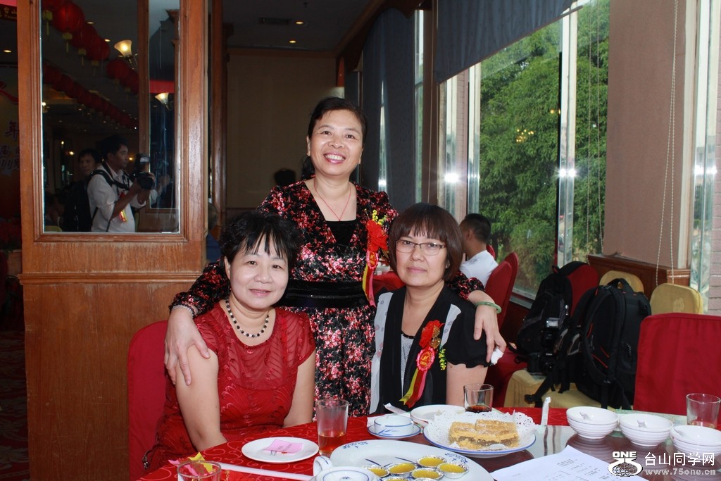 Ƭ 054.jpg