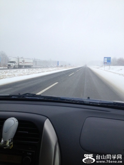 snow2.JPG