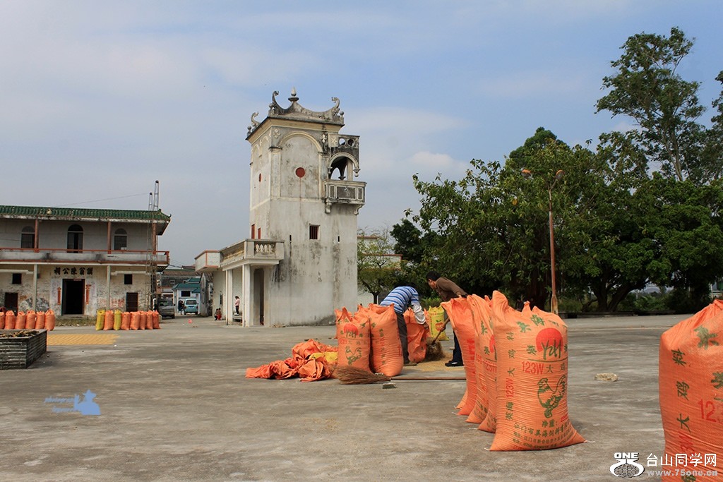 Ƭ 1180.jpg