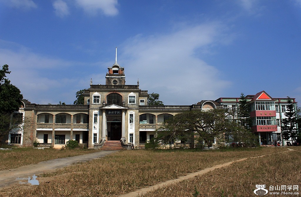 Ƭ 1165.jpg