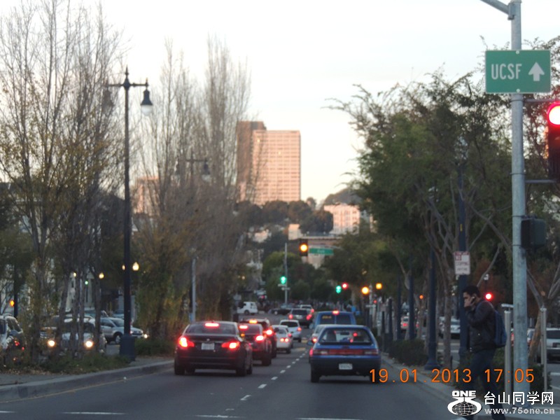 live pictures #3 412_.jpg