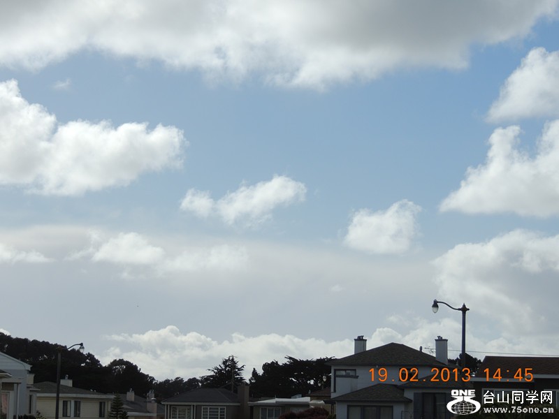 live pictures #3 1070_.jpg