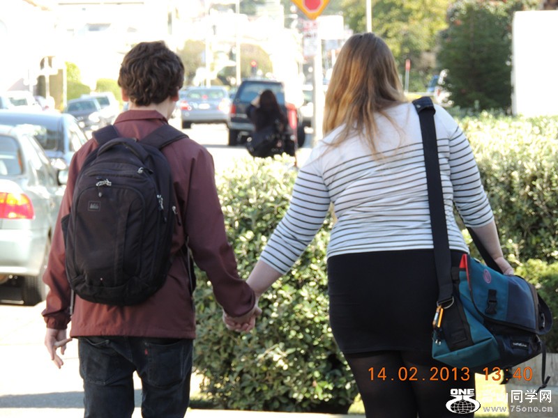 live pictures #3 1049_.jpg