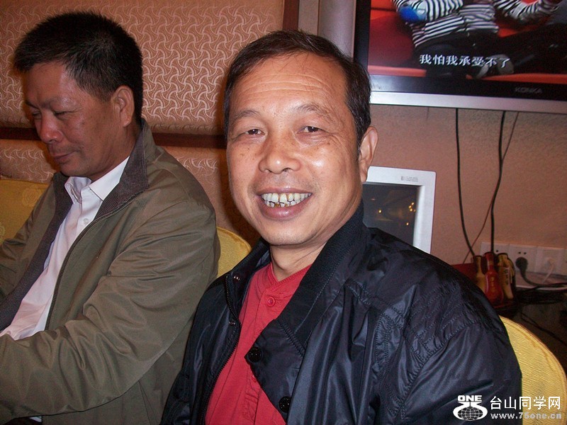 psbCA4CVV17.jpg