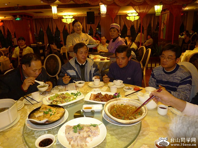 P1010903_.jpg
