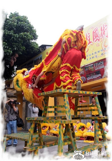 Ƭ 0811.jpg