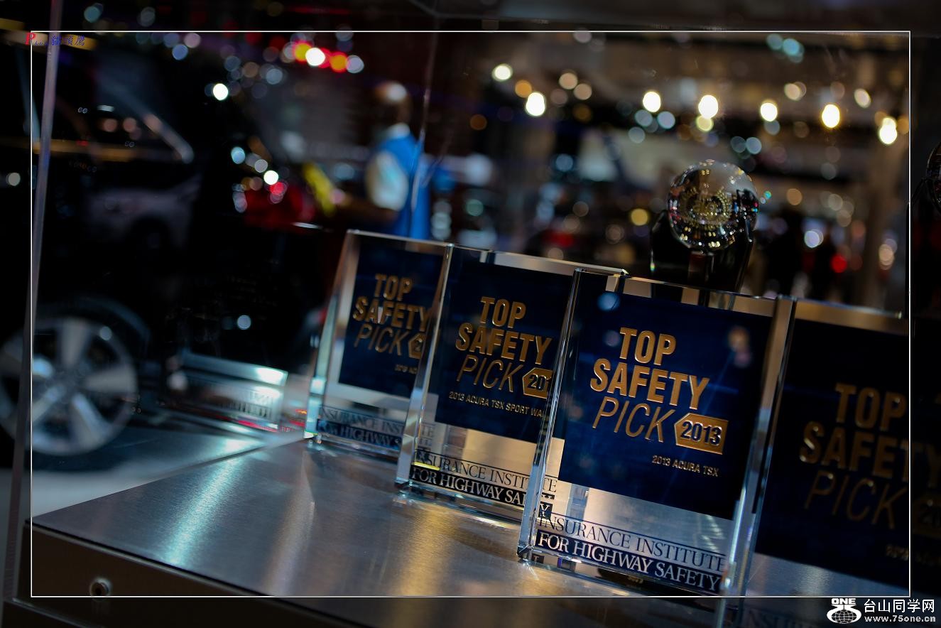 �}�u -21-210-1.jpg