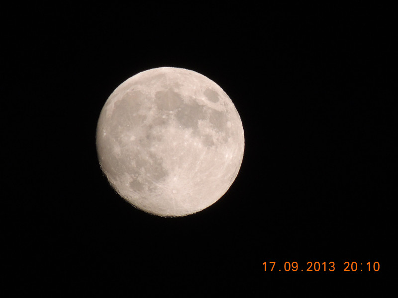 moon 024_.jpg