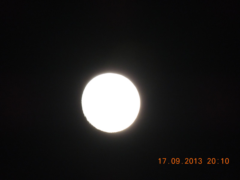moon 025_.jpg