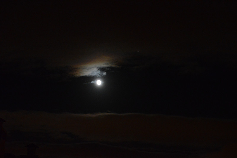moon 037_.jpg